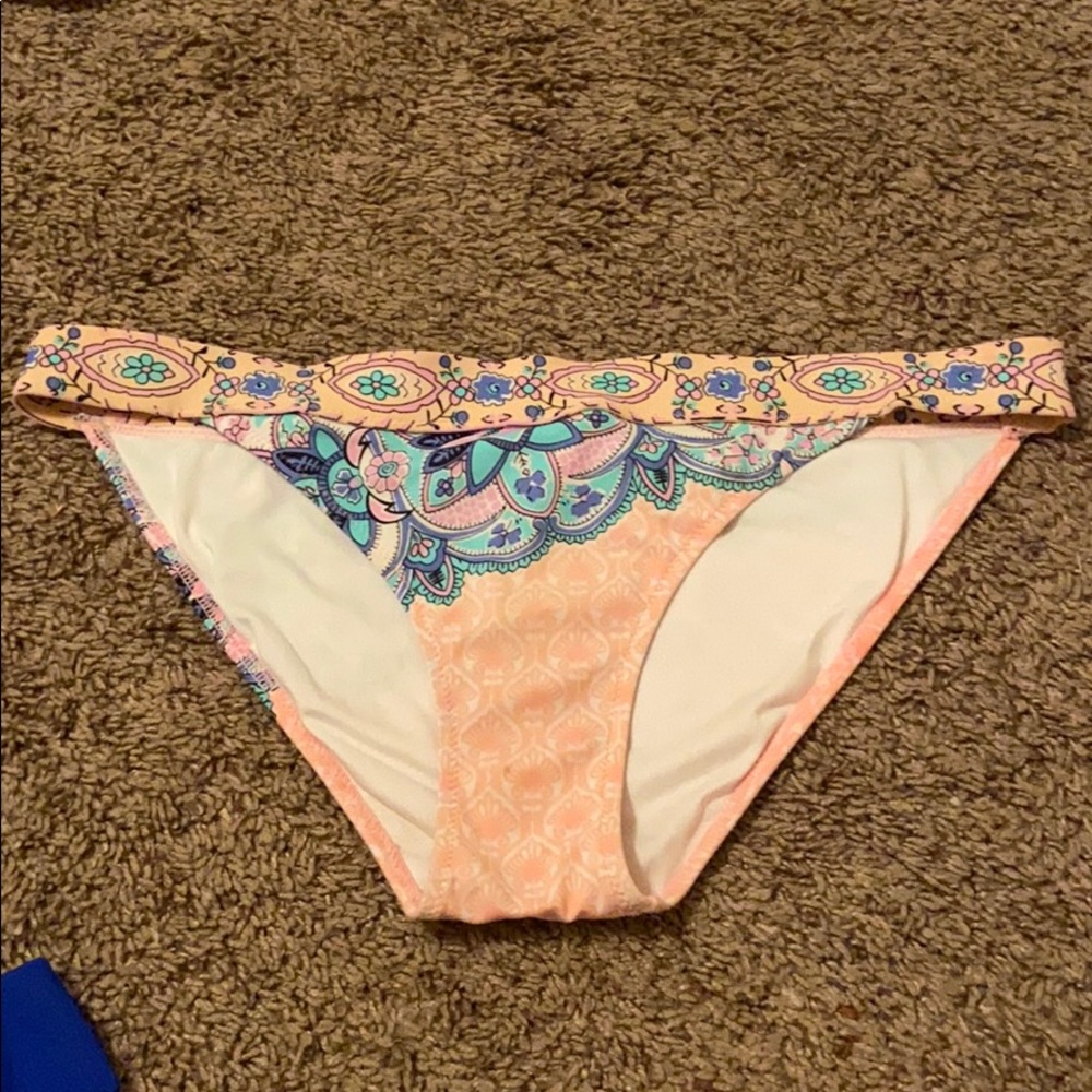 S bikini bottoms